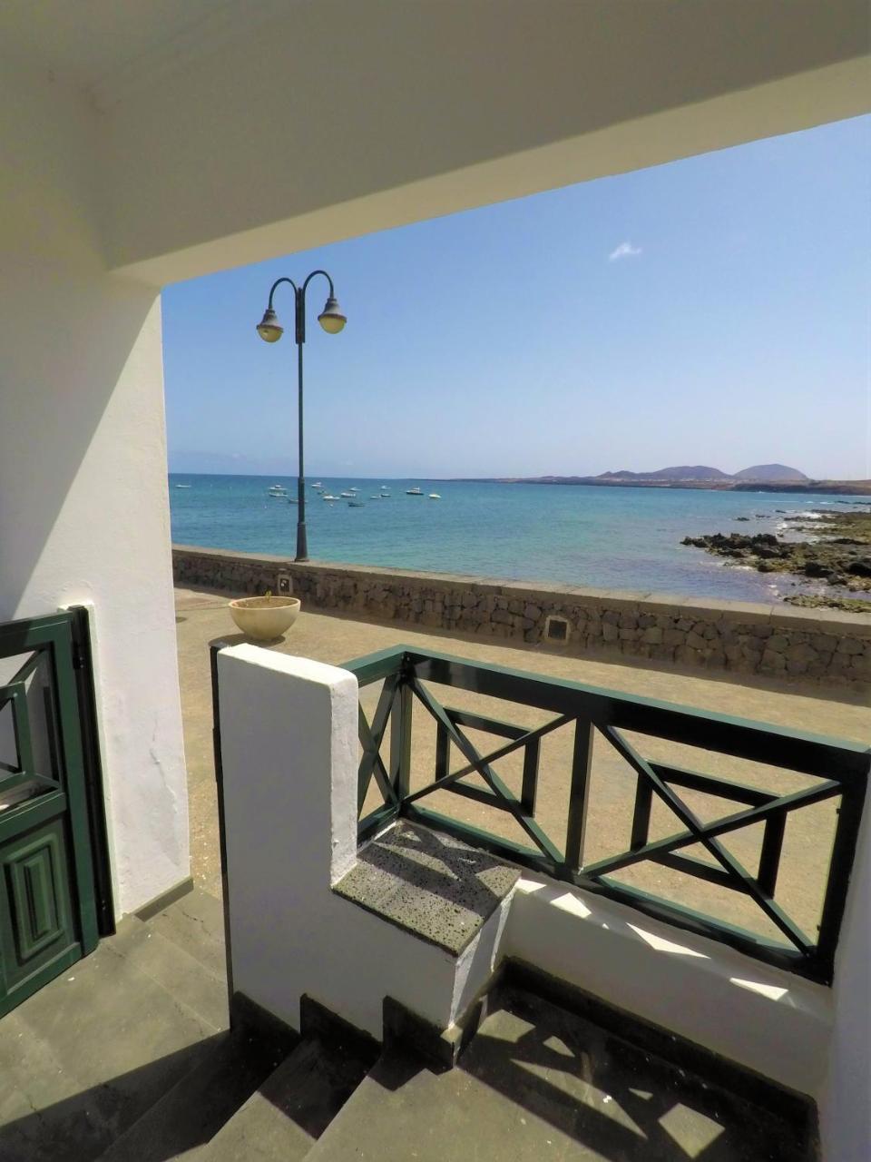 Casa Del Muelle Apartment Arrieta  Bagian luar foto